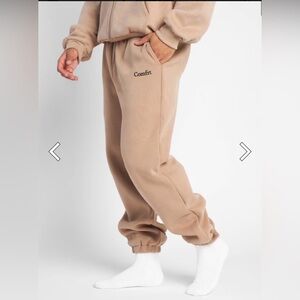 Comfrt | Cloud Sweatpants in Latte, size XL